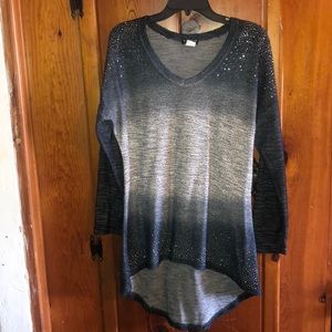 VENUS Long Sleeve High-low sweater